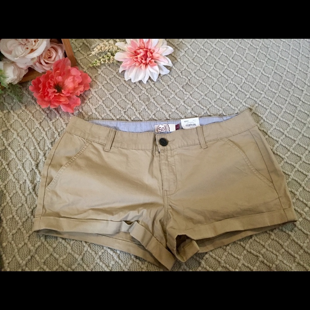Shortie shorts